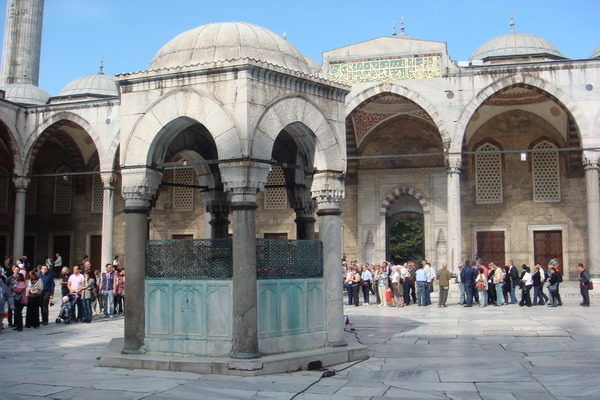 聖索菲亞博物館、藍色清真寺