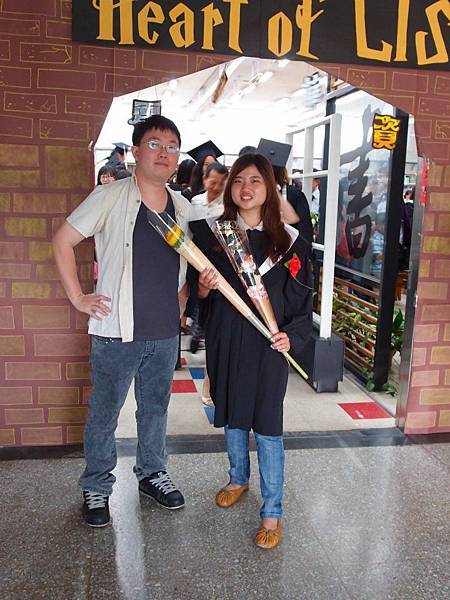 198303_381431898571958_1504141479_n