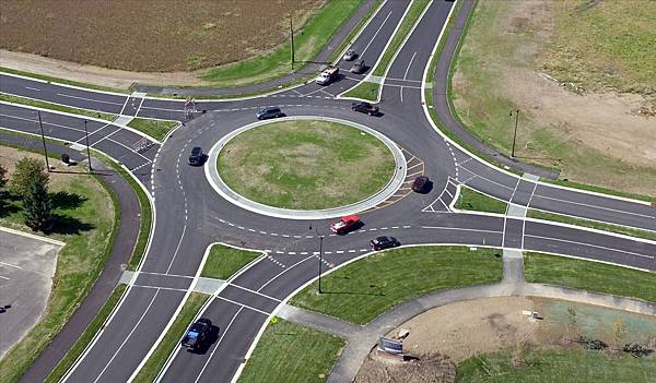 Roundabout.jpg Roundabout.jpg