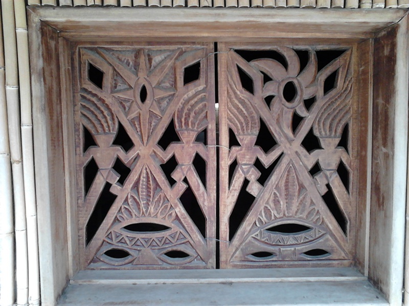 水璉原民屋窗戶