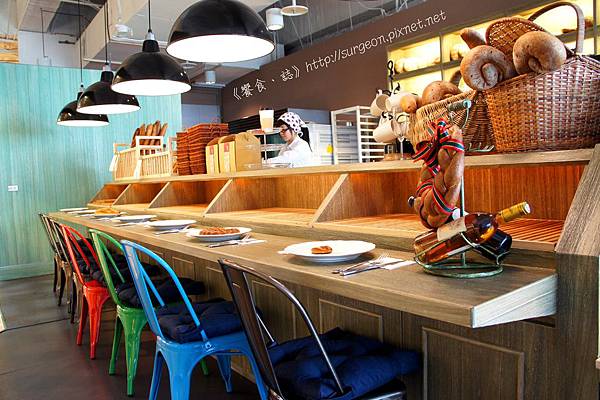 《台南》巴黎波波 輕食館 麵包餐 三角吐司 (2)