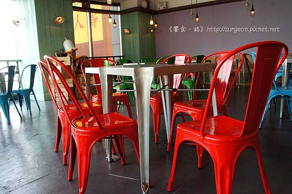 《台南》巴黎波波 輕食館 麵包餐 三角吐司 (4)