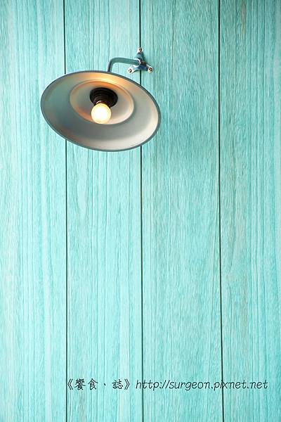 《台南》巴黎波波 輕食館 麵包餐 三角吐司 (10) 《台南》巴黎波波 輕食館 麵包餐 三角吐司 (10)