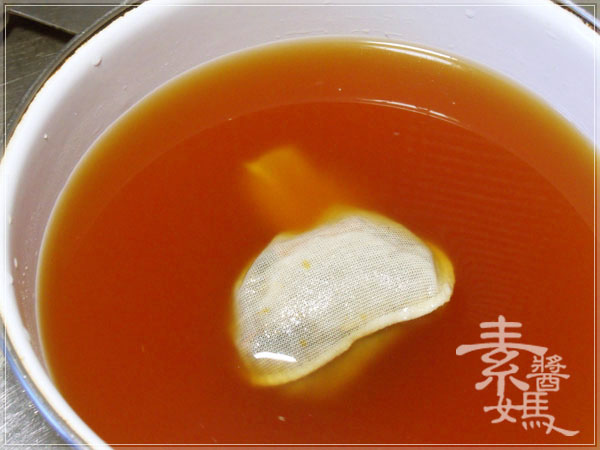 素食食譜-排骨麵04.jpg