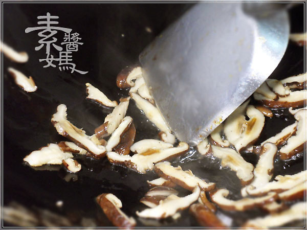 簡單食譜-炒公仔麵05.jpg 簡單食譜-炒公仔麵05.jpg