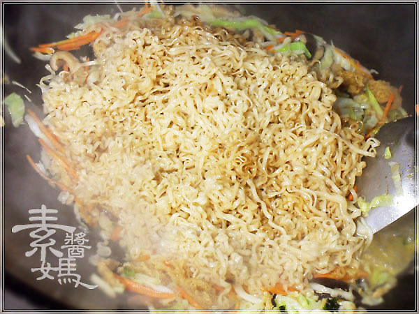 簡單食譜-炒公仔麵08.jpg 簡單食譜-炒公仔麵08.jpg