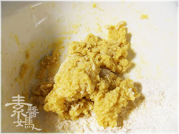 簡單甜點食譜-檸檬奶布丁04.jpg 簡單甜點食譜-檸檬奶布丁04.jpg
