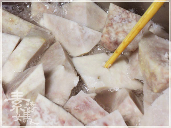 簡單甜點-蜜芋頭07.jpg
