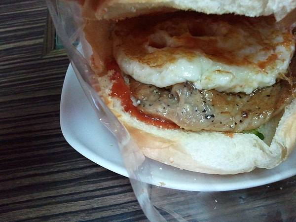 2012-05-14 06.19.35 2012-05-14 06.19.35