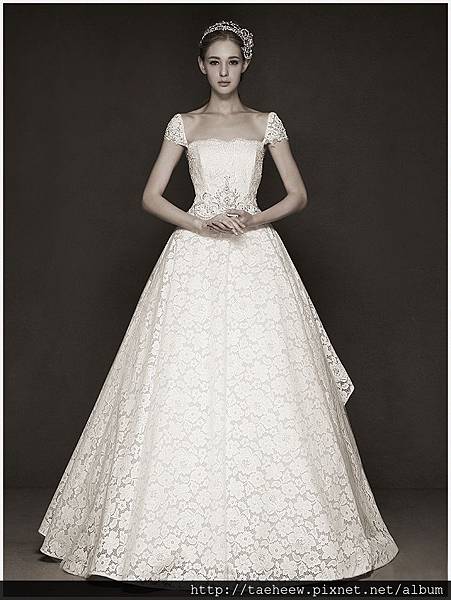 自然裙擺2.jpg 自然裙擺2.jpg