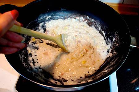 香蕉白桃米布丁2