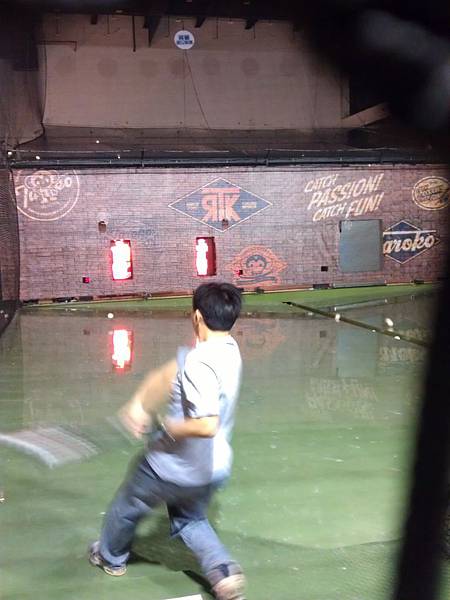 揮棒落空XD 揮棒落空XD