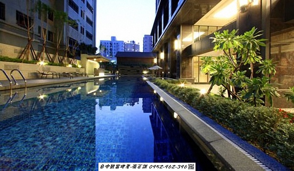 167844241-室外游泳池03.jpg