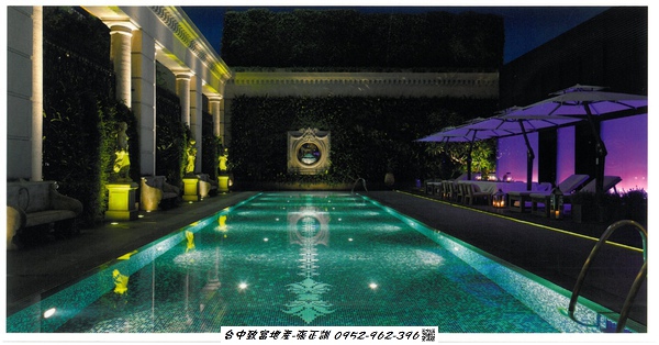 168322093-游泳池.jpg
