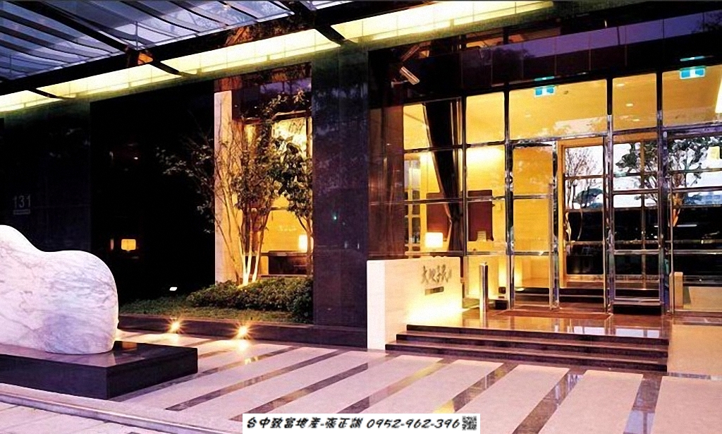 173665860-門廳02.jpg