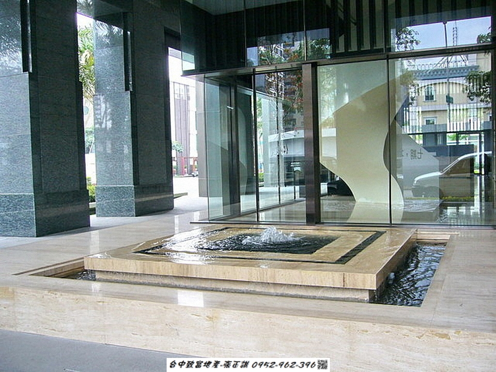 171559671-門廳04.jpg