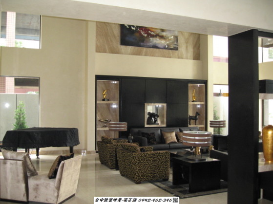 171680265-LOBBY 01.jpg