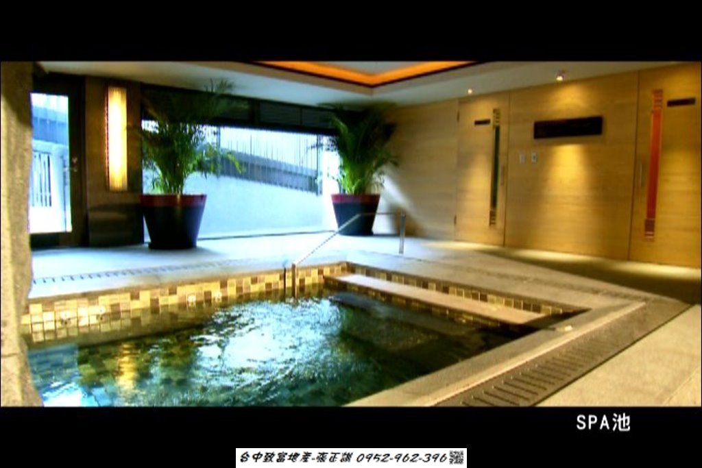 171714367-SPA池01.jpg