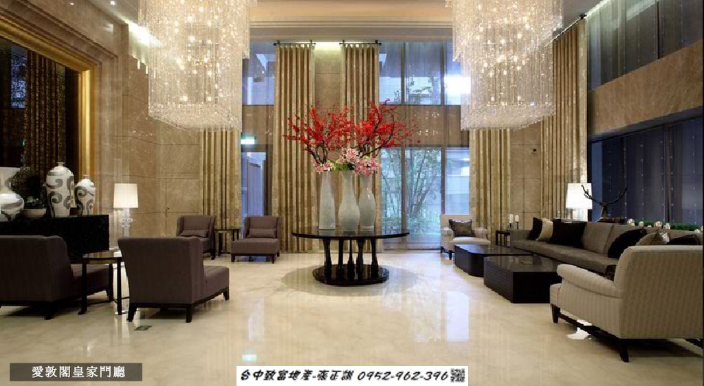 172235947-皇家門廳.jpg