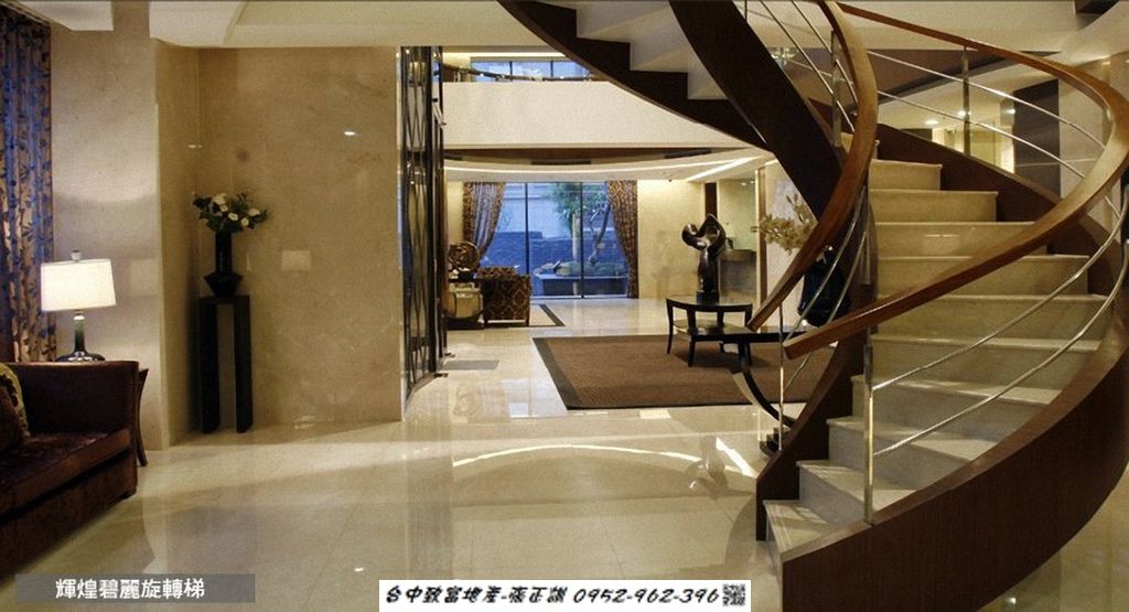 172352073-輝煌碧麗旋轉梯.jpg
