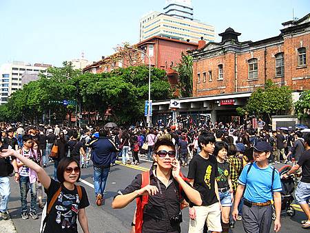 台大醫院四號出口