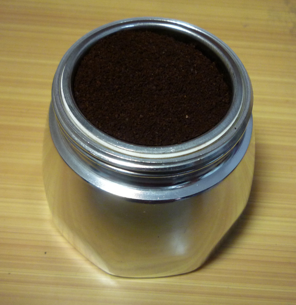 把粉槽放上去 把粉槽放上去