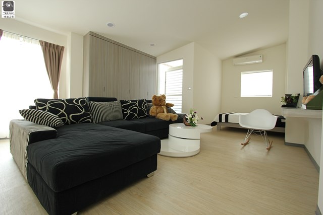 特漢設計‧工程　台南市林森路 透天改套房.套房工程.時尚簡約套房.(全新完工)