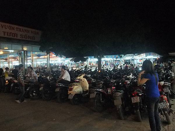 DSCF5220下龍夜市.JPG DSCF5220下龍夜市.JPG