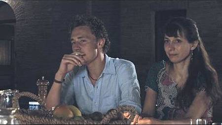 Unrelated-tom-hiddleston-24886329-500-282.jpg Unrelated-tom-hiddleston-24886329-500-282.jpg