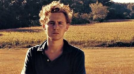 Unrelated-tom-hiddleston-25402673-500-276.jpg Unrelated-tom-hiddleston-25402673-500-276.jpg