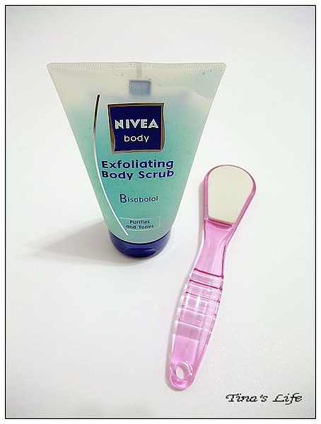 妮維雅勻淨身體去角質凝露