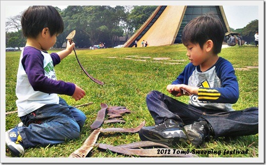 C360_2012-04-01 12-10-55 C360_2012-04-01 12-10-55