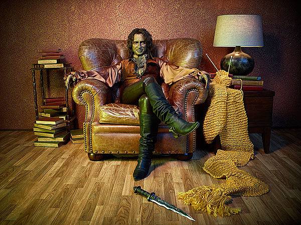 Once-Upon-a-Time-Season-2-Cast-Promotional-Photos-once-upon-a-time-32308602-660-495