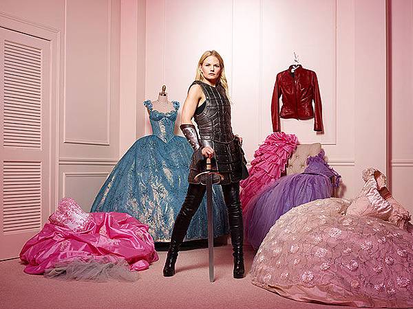 Once-Upon-a-Time-Season-2-Cast-Promotional-Photos-once-upon-a-time-32308622-660-495