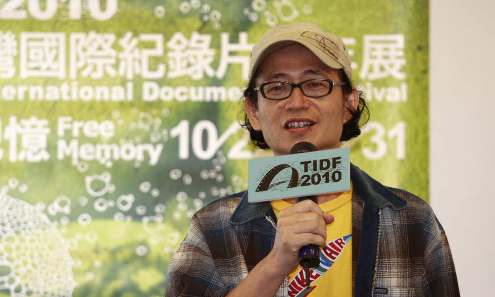 2006台灣國際紀錄片雙年展台灣獎獲獎導演-黃庭輔.JPG 2006台灣國際紀錄片雙年展台灣獎獲獎導演-黃庭輔.JPG