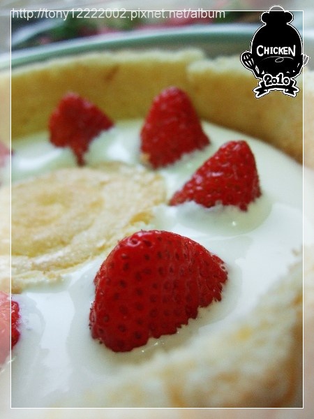 2010.01.02 Strawberry vanilla mousse with ladyfingers cake2.jpg