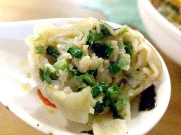 玉口香扁食園(輔大店):【台北新莊】輔大周邊美食之紅油炒手超好吃!玉口香扁食園! 玉口香扁食園(輔大店):【台北新莊】輔大周邊美食之紅油炒手超好吃!玉口香扁食園!