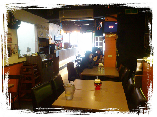 Burger Joint 7分So 漢堡 早午餐專賣(華美店):【回饋金餐廳】Burger Joint 7分So (台中華美店) Burger Joint 7分So 漢堡 早午餐專賣(華美店):【回饋金餐廳】Burger Joint 7分So (台中華美店)