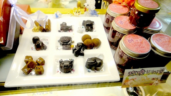 戀巧克手工黑巧克力專門店:【台北板橋】創意無限!戀巧克手工黑巧克力專門店! 戀巧克手工黑巧克力專門店:【台北板橋】創意無限!戀巧克手工黑巧克力專門店!
