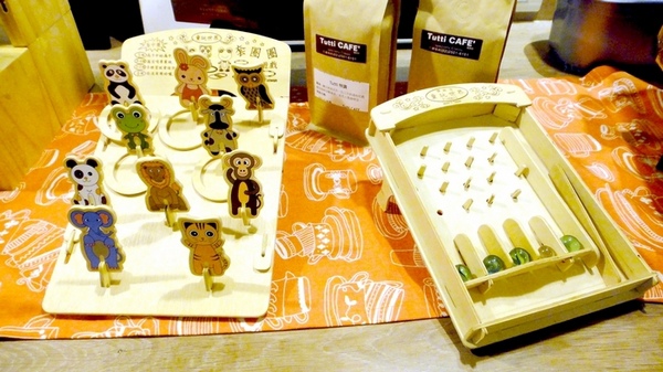 Tutti Cafe圖比咖啡創意早午餐:【台北南京】超貼心客製化塗鴉甜點!Tutti Cafe圖比咖啡創意早午餐! Tutti Cafe圖比咖啡創意早午餐:【台北南京】超貼心客製化塗鴉甜點!Tutti Cafe圖比咖啡創意早午餐!