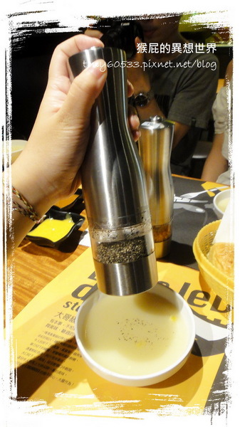 角頭炙燒牛排(新莊廟街店):【台北新莊】隱身在新莊廟街裡的特殊口味角頭炙燒牛排 角頭炙燒牛排(新莊廟街店):【台北新莊】隱身在新莊廟街裡的特殊口味角頭炙燒牛排