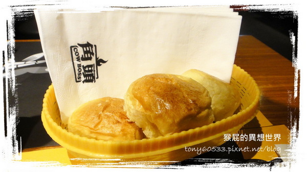 角頭炙燒牛排(新莊廟街店):【台北新莊】隱身在新莊廟街裡的特殊口味角頭炙燒牛排 角頭炙燒牛排(新莊廟街店):【台北新莊】隱身在新莊廟街裡的特殊口味角頭炙燒牛排