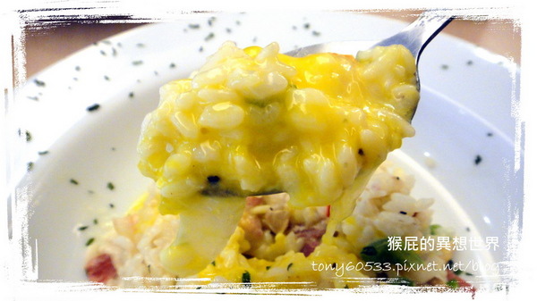 德利昂洋食屋:【台北大直】德利昂超誘人蛋黃潺潺流下的燉飯!愛評網友消費滿100現折100! 德利昂洋食屋:【台北大直】德利昂超誘人蛋黃潺潺流下的燉飯!愛評網友消費滿100現折100!