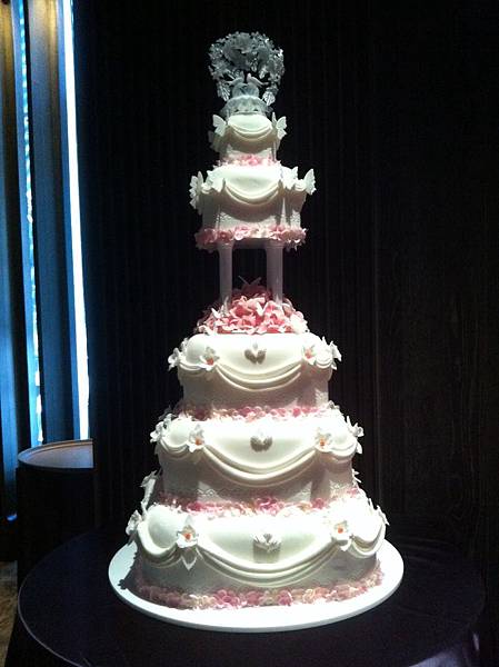 粉色裝飾用蛋糕