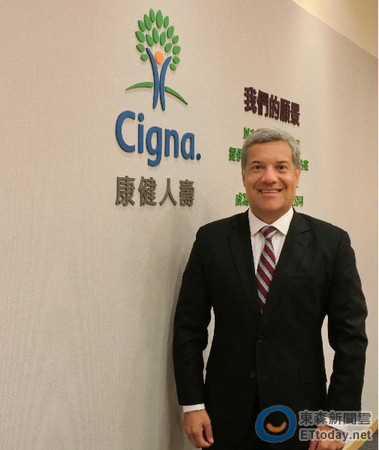 台壽險滲透率達14.5% 康健總座郜藝帆:市場還有機會 台灣壽險滲透率達14.5%,高於美國的3.2%,康健人壽執行長暨總經理郜藝帆(Arthur Cozad)認為,在健康保險市場中,康健人壽仍有很大的機會。