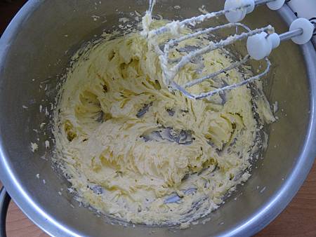 1打發奶油 1打發奶油