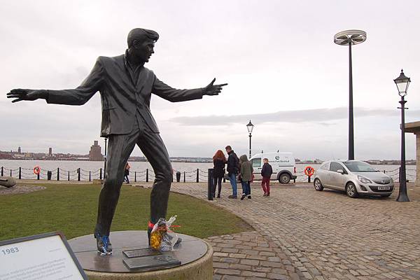 DSC_1944.JPG DSC_1944.JPG