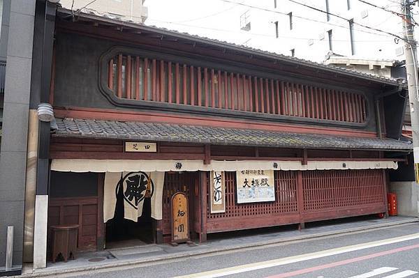 DSC00121.JPG DSC00121.JPG