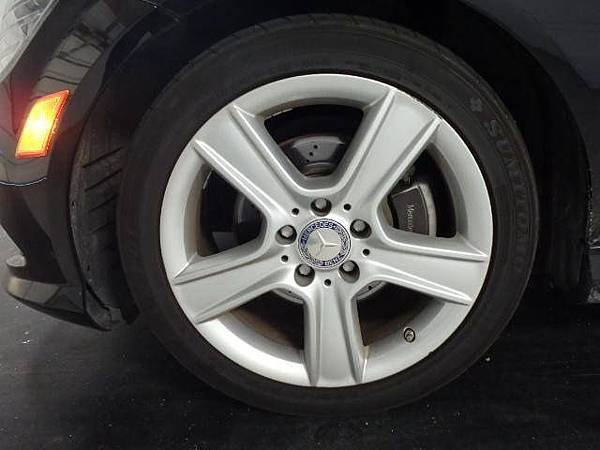 BENZ C300黑2011 BENZ C300黑2011