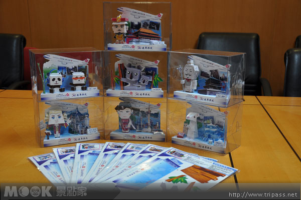 華航限定版紙偶公仔